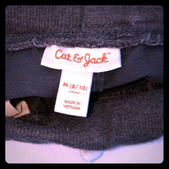 Cargo Shorts - Picture 2 of 3